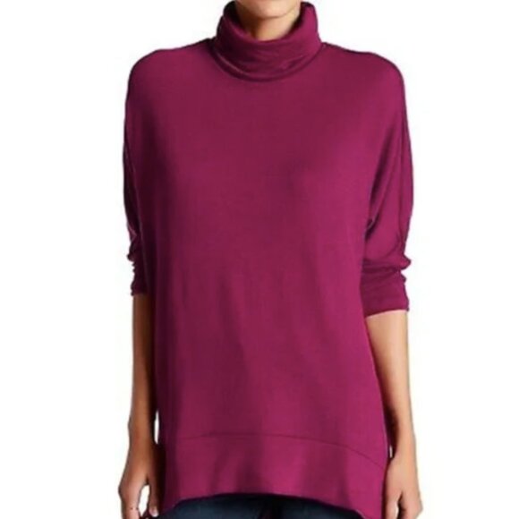 Madison & Berkley Berry Oversize Turtleneck Top XS - Picture 1 of 10